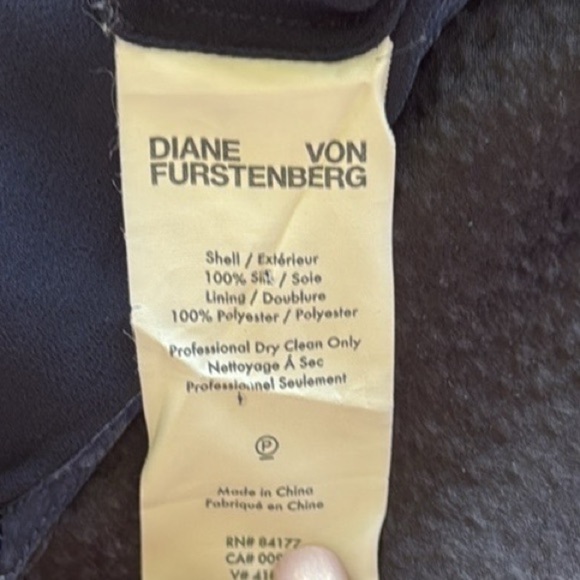 DvF Diane von Furstenberg Popover Tiered Navy Blue & Black Hammered Silk Dress - Picture 5 of 16